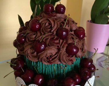 Cupcake grande de Cereza del Jerte